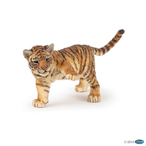 Tiger with raised paw(1)