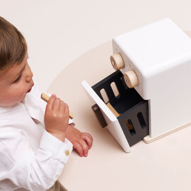 Le Toy Van Wooden Air Fryer Play Set