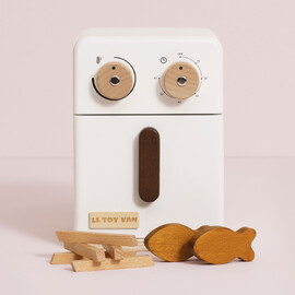 Le Toy Van Wooden Air Fryer Play Set