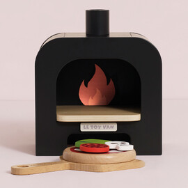 Le Toy Van Wooden Pizza Oven Play Set
