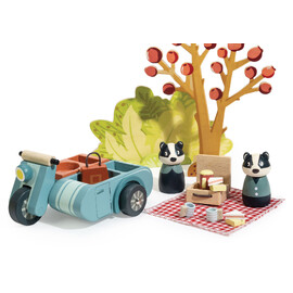 Tender Leaf Toys Badger Picnic Motorbike Ride