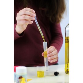 Buki France Chemistry Kit with 150 Experiments
