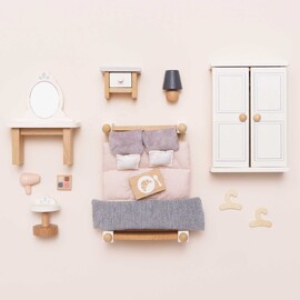 Le Toy Van Deluxe Dolls House Furniture Set