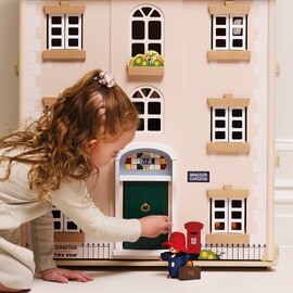 Le Toy Van Paddington Bear Windsor Gardens Wooden Dolls House