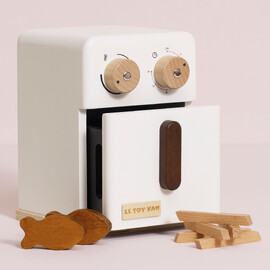 Le Toy Van Wooden Air Fryer Play Set