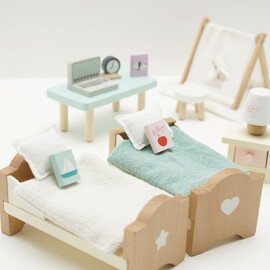 Le Toy Van Deluxe Dolls House Furniture Set