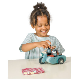 Tender Leaf Toys Badger Picnic Motorbike Ride