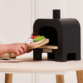 Le Toy Van Wooden Pizza Oven Play Set