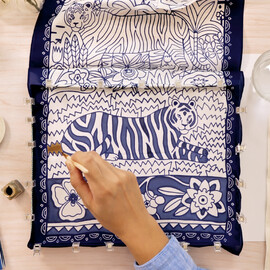 Djeco Atelier 10 - Tiger Silk Scarf Painting Kit