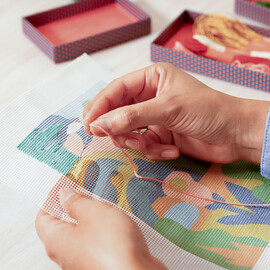 Djeco Atelier 65 – Garden Needlepoint Kit