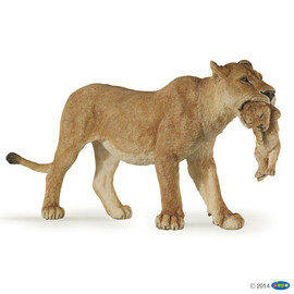 WildLioness with cub