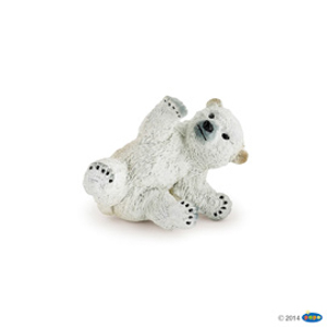 zzPlaying polar bear cub